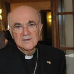 Vaticano, monsignor Viganò accusato di scisma: Io come Lefebvre, schema si ripete