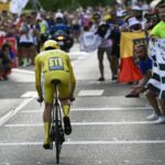 Pogacar vince il Tour de France, trionfa anche nella crono finale