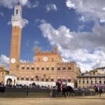 Palio di Siena 17 agosto, Lupa vince e si aggiudica il Drappellone dell'Assunta