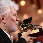 Venezia 81, Almodovar: Adesso non potrò più vivere senza Leone d'Oro