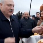 Lukashenko, i dolci e la dieta: Solo un assaggino... - Video