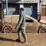 Alluvione Spagna, 213 morti. Il parcheggio di Valencia sommerso: E' un cimitero