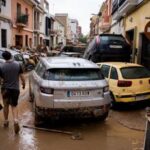 Alluvione Spagna, continua allerta meteo. La rabbia di Valencia contro re Felipe e Sanchez