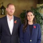 Harry e Meghan, la nuova foto dei figli Archie e Lilibet nella cartolina di Natale