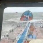 Russia, tempesta affonda due petroliere in stretto Kerch - Video